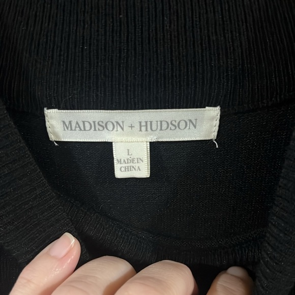 Black Madison + Hudson Blouse Size Large - Picture 6 of 12